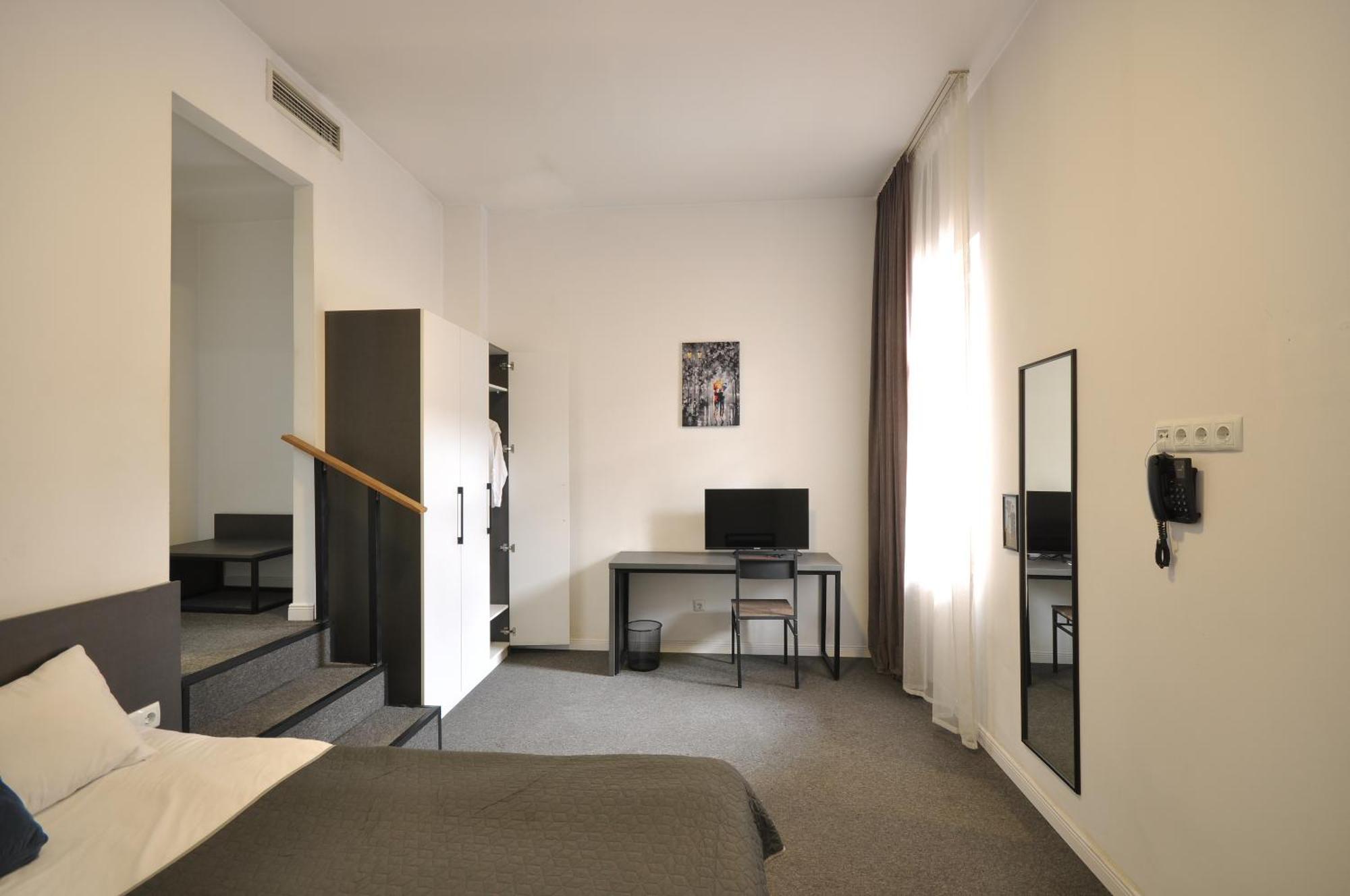 Meidan Inn Tbilisi Bagian luar foto