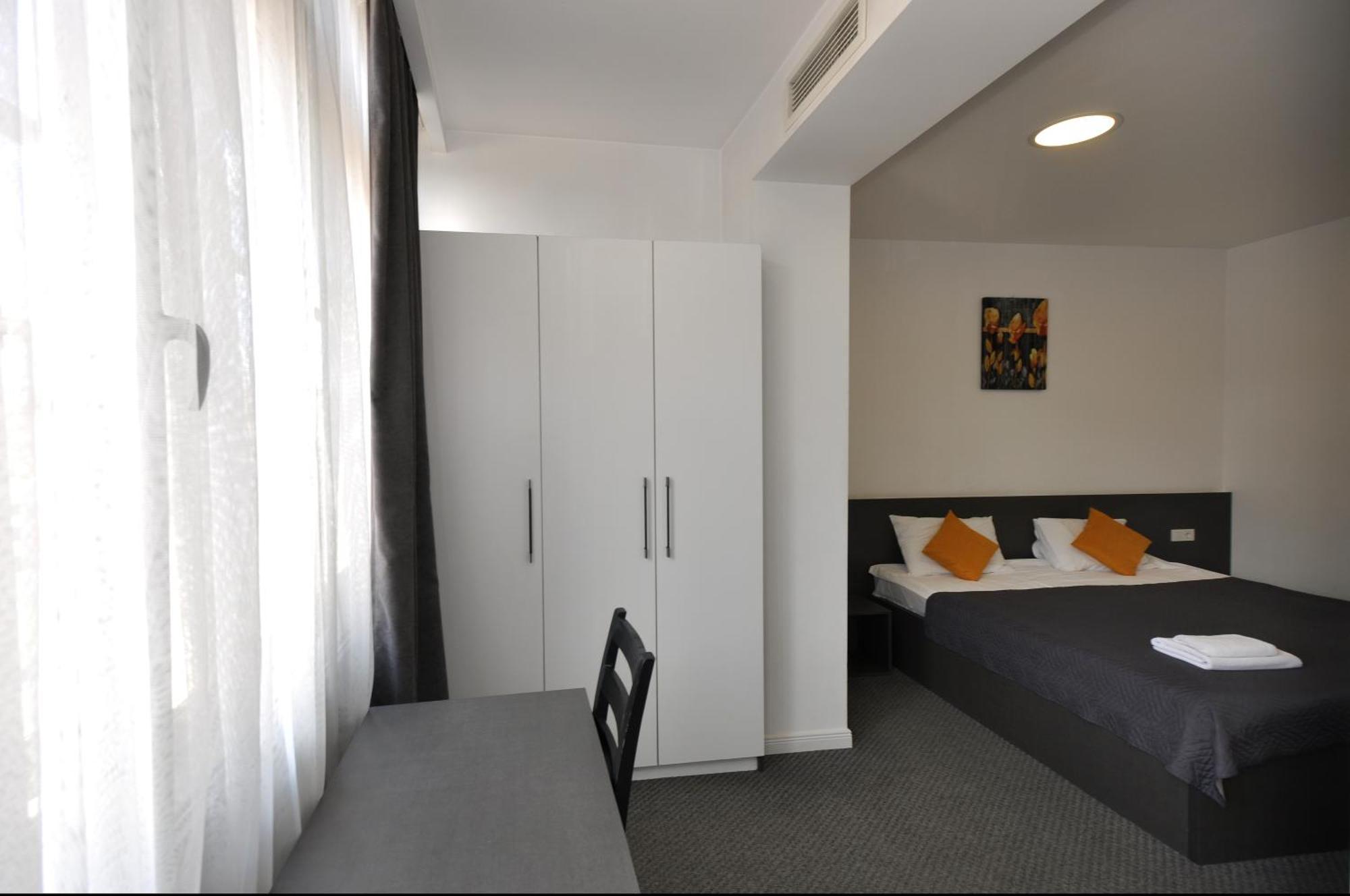 Meidan Inn Tbilisi Bagian luar foto
