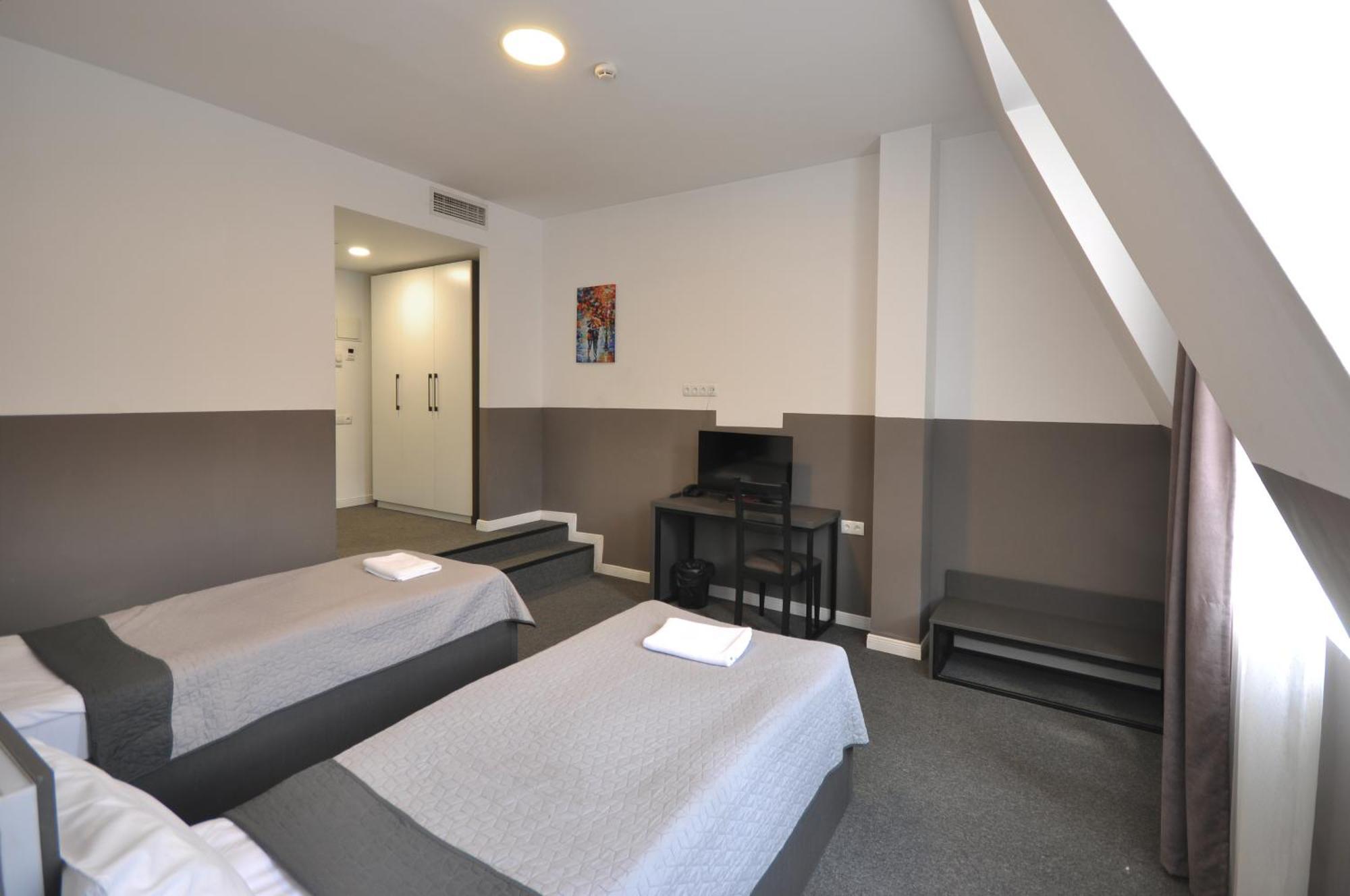 Meidan Inn Tbilisi Bagian luar foto