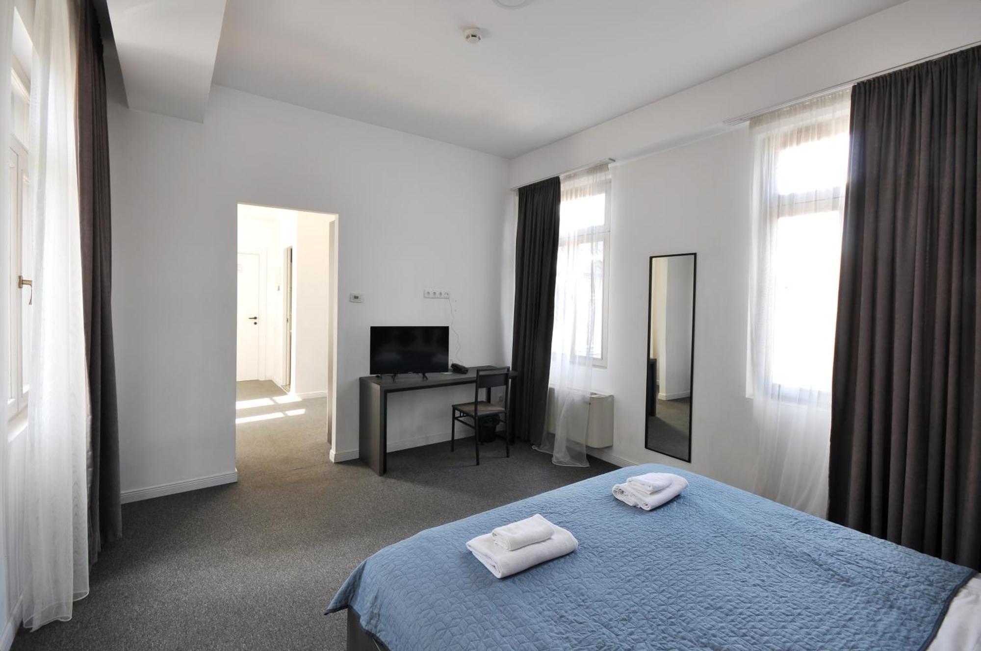 Meidan Inn Tbilisi Bagian luar foto