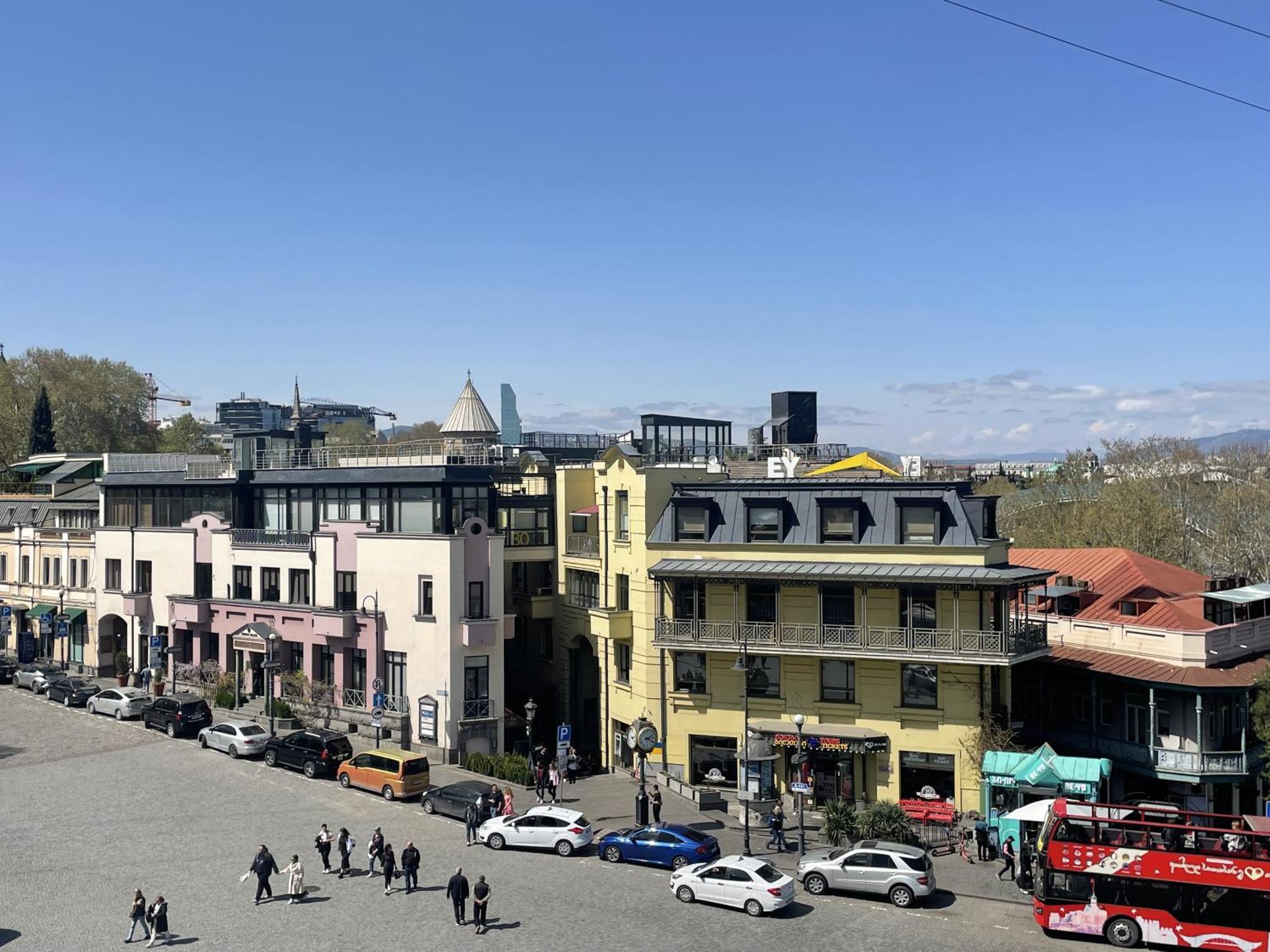 Meidan Inn Tbilisi Bagian luar foto