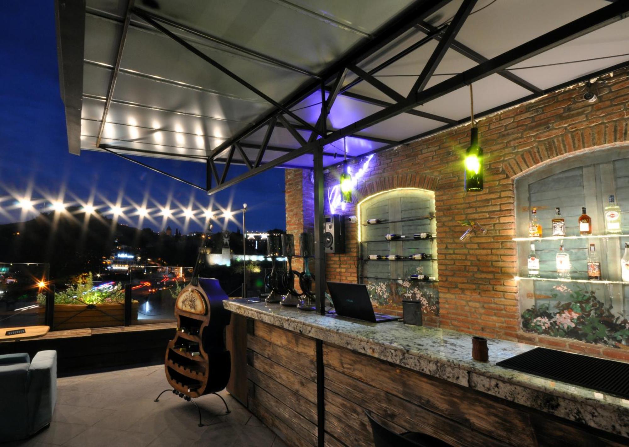 Meidan Inn Tbilisi Bagian luar foto